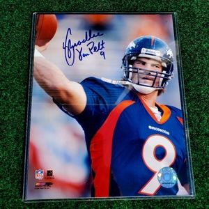 Bradlee Van Pelt Hand Signed 8x10 Photograph 2005 Denver Broncos #9